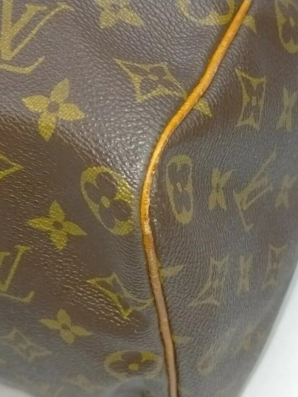 LOUIS VUITTON Monogram Speedy 40 - Picture 8 of 11
